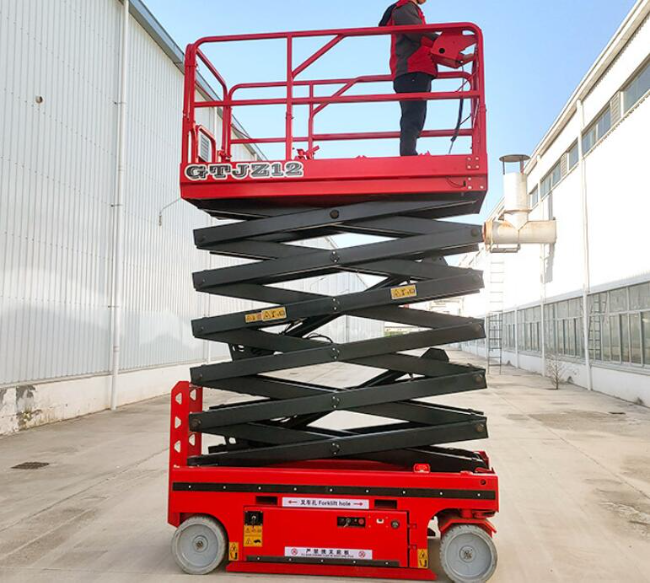 礼纪镇自行走移动式升降机